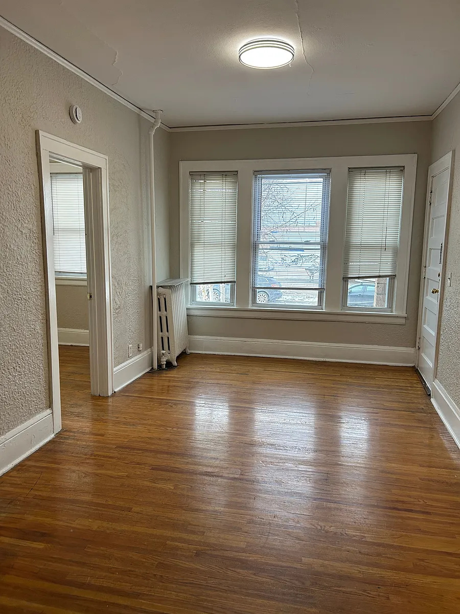 Floor plan 2 Bed 1 Bath