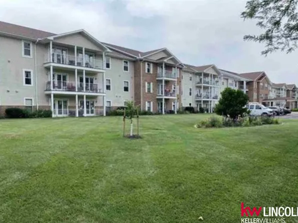 2425 Folkways Blvd N #103, Lincoln, NE 68521