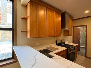 1417 W 18th St #2E, Chicago, IL 60608