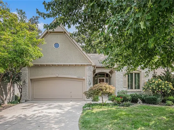 14221 Benson St, Overland Park, KS 66221