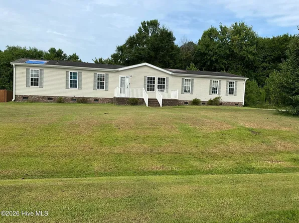 102 Cypress Knee Drive, Richlands, NC 28574