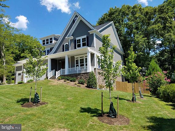 2nd image of 6138 Tompkins Dr