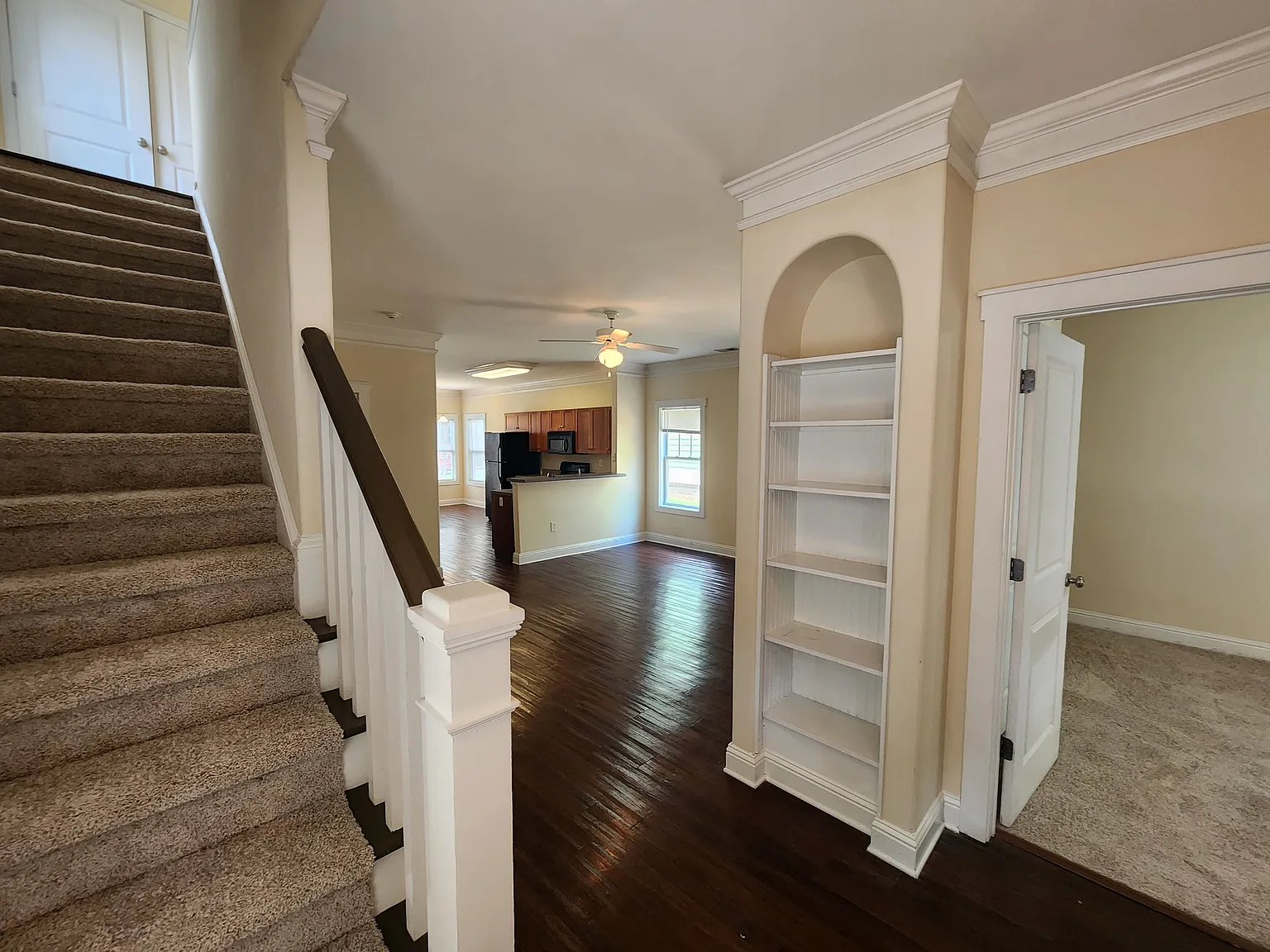 4 bed, 4.5 bath, 1753 sqft, $3,080 — Photo 3