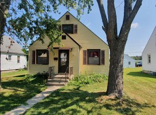906 N Walnut St, Celina, OH 45822