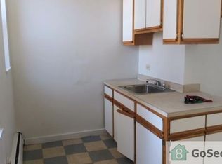 6941 S Harper Ave, Chicago, IL 60637