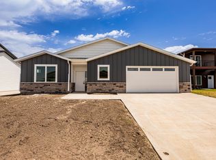 407 16th St NE, Dilworth, MN 56529