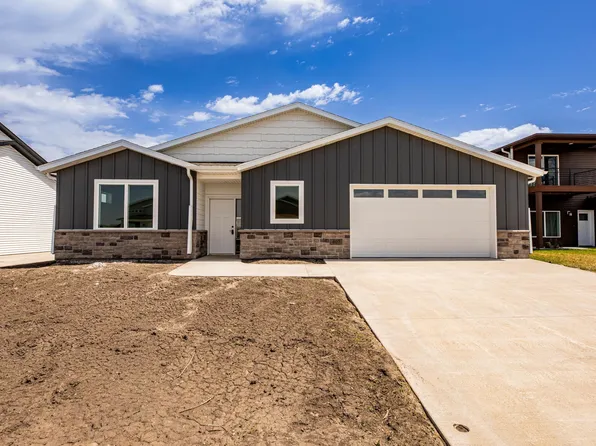 407 16th St NE, Dilworth, MN 56529