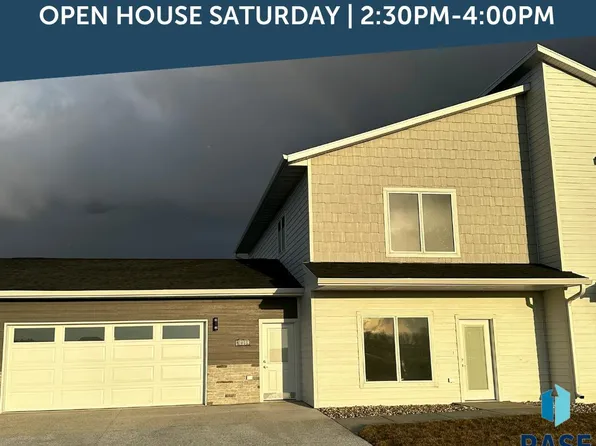 216 Ivy Ln, Crooks, SD 57020