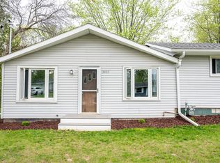 2403 Van Beek Rd, Green Bay, WI 54311