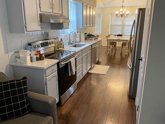 4th image of 87 Cooks Ct