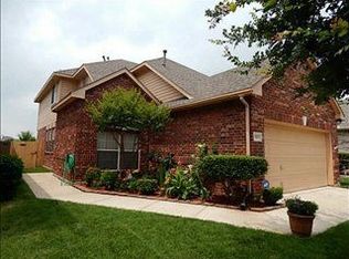 5320 Vestia Dr, Fort Worth, TX 76244