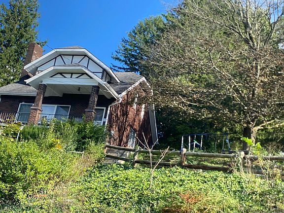 2nd image of 518 Inwood Rd