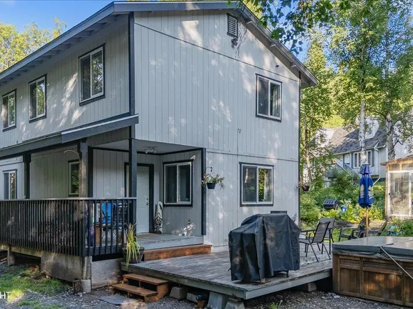 4301 N Charley Dr, Wasilla, AK 99654