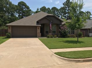 9238 Stonebank Xing, Tyler, TX 75703