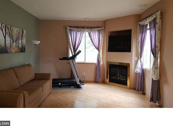 4th image of 1664 Brittany Dr