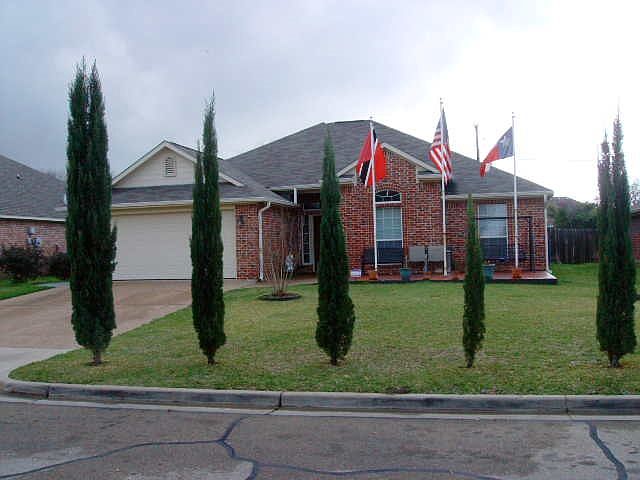 1st image of 2809 Concho Bend Dr