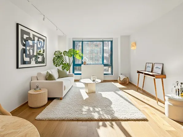 1 Irving Pl APT V16d, New York, NY 10003