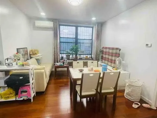 1653 W 7th St #1F, Brooklyn, NY 11223