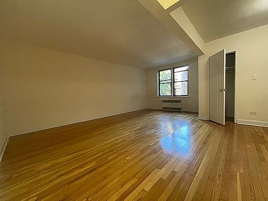 2nd image of 83-10 118th St #4V