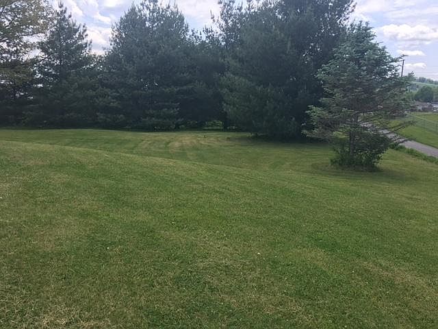 2nd image of Russell Rd