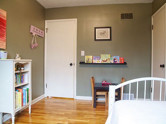 4th image of 2265 Fishinger Rd