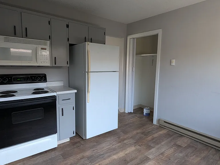 2910 SE Gladstone St #3 — Photo 8