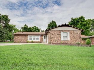 4321 Wedgewood Dr, Alton, IL 62002