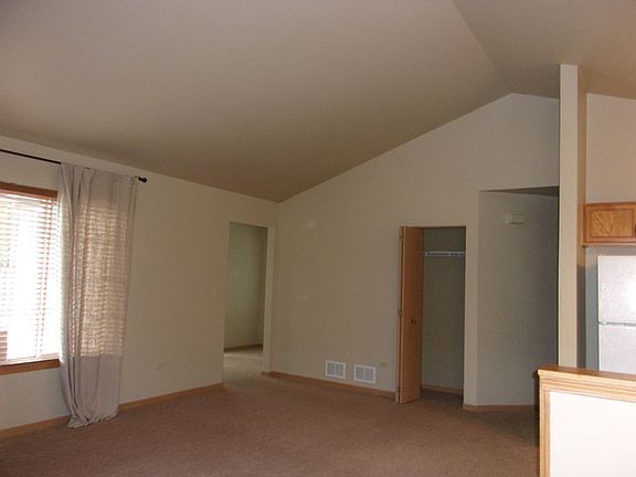 4th image of 1760 Willow Circle Dr #1760