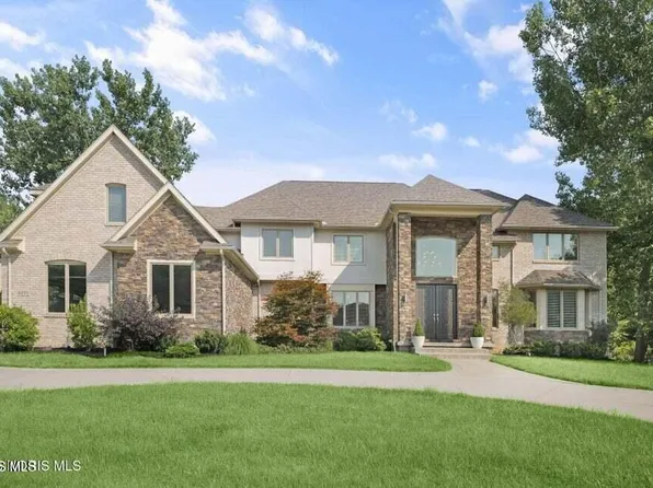 4271 Cranberry Ln, Sylvania, OH 43560