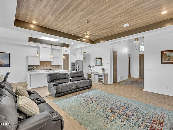4th image of 12780 Brixton Ave