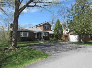 11 Hanneford Rd, Queensbury, NY 12804