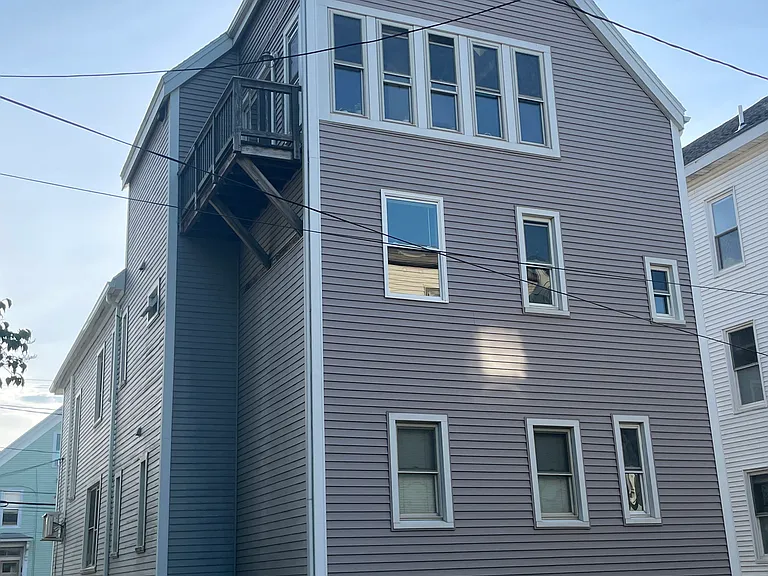Late spring morning at 28 North on Munjoy Hill.