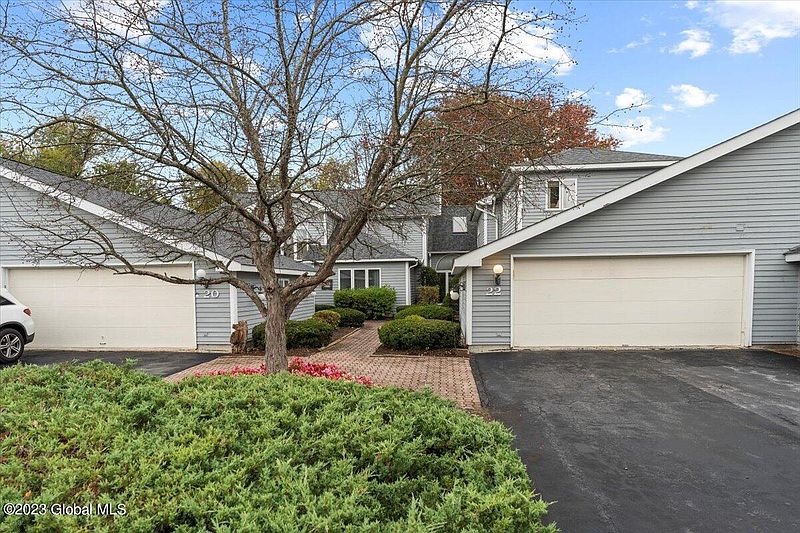 2nd image of 22 Westwood Drive
