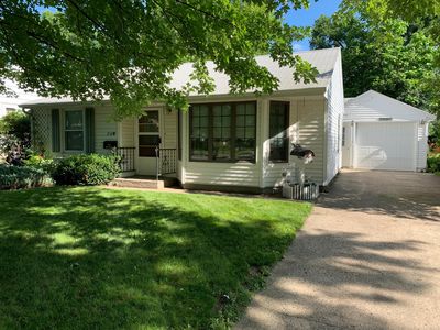 216 7th St W, Brookings, SD, 57006