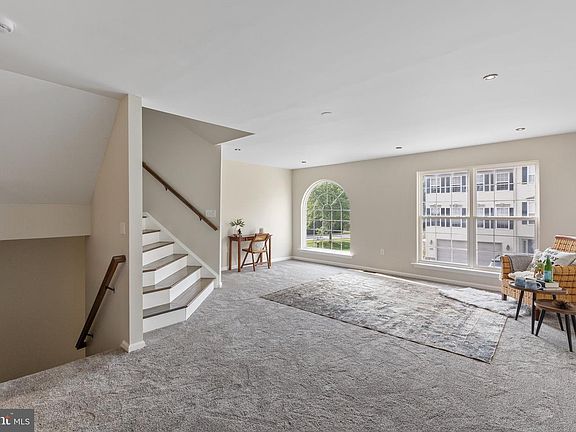 5th image of 2729 Hunt Club Dr #71