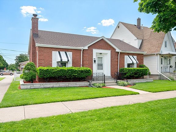 2nd image of 1319 N 19th Ave