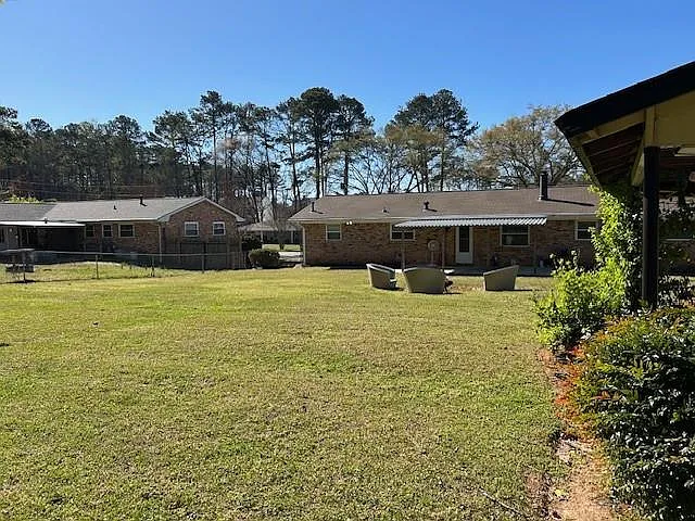 4190 Smithfield Dr — Photo 25