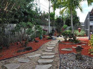 7210 NW 7th Ct, Plantation, FL 33317