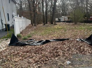 58 E Sedgwick St, Monroe Township, NJ 08831