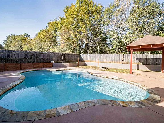 5th image of 1554 Pelican Point Dr