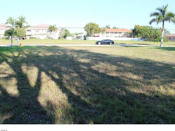 5th image of 5416 SW 16th Pl