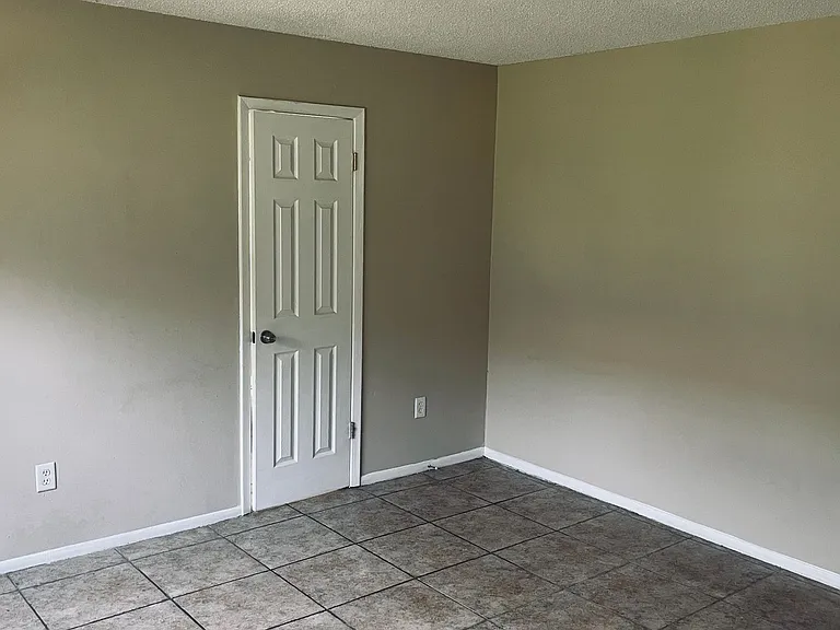 53 Windtree Ln #G102 — Photo 7