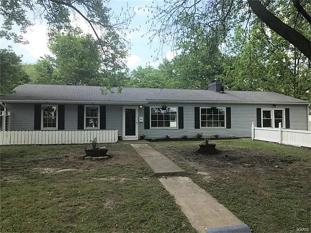 71 W Adams Dr photo 1