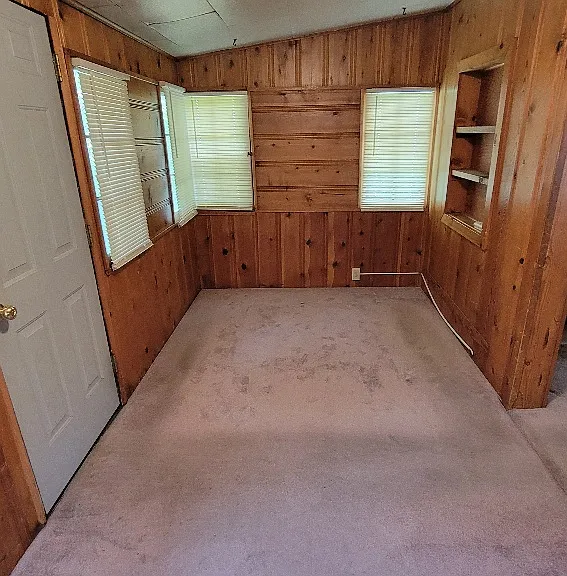 11224 Belvidere Ave — Photo 5