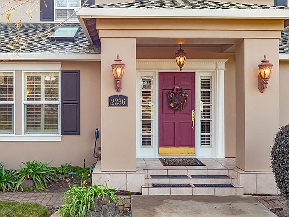 3rd image of 2236 Candlewood Pl
