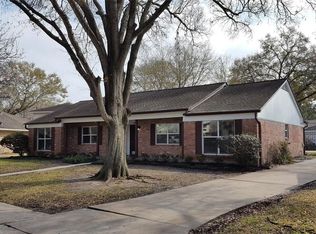 5815 Picasso Pl, Houston, TX 77096