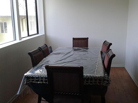 2nd image of 1414 Greenfield Ave APT 203