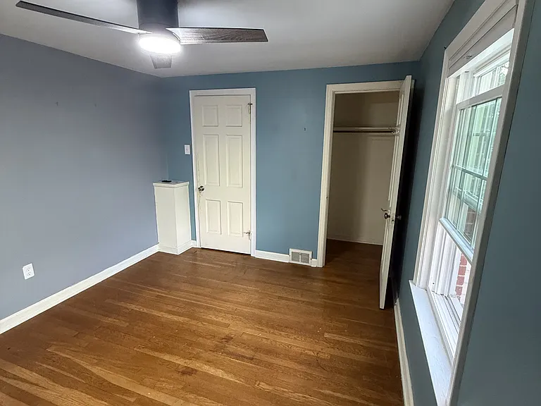 114 Newburn Dr — Photo 20
