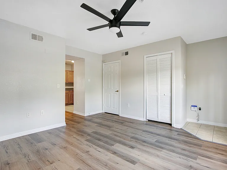 3656 N Goldenrod Rd — Photo 21