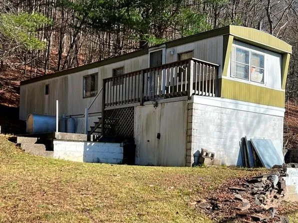 1444 Route 6 W, Roulette, PA 16746